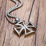 Knights Templar Necklace Malte